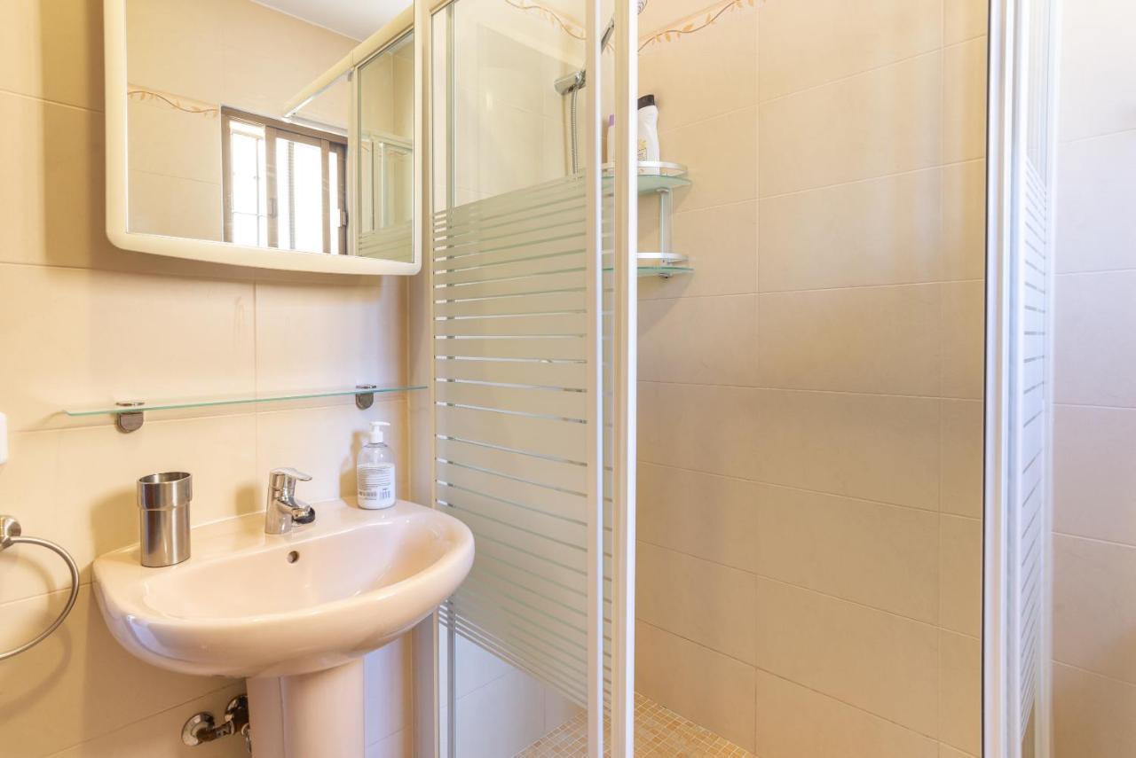 Oasis Playamar Apartment Torremolinos Exterior photo