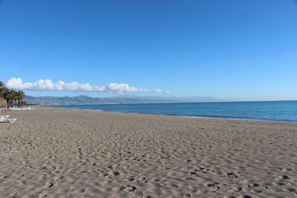 Oasis Playamar Apartment Torremolinos Exterior photo
