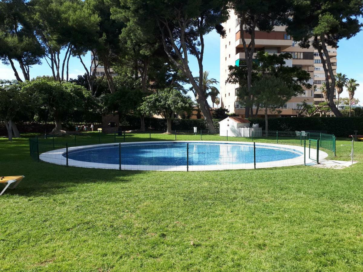 Oasis Playamar Apartment Torremolinos Exterior photo