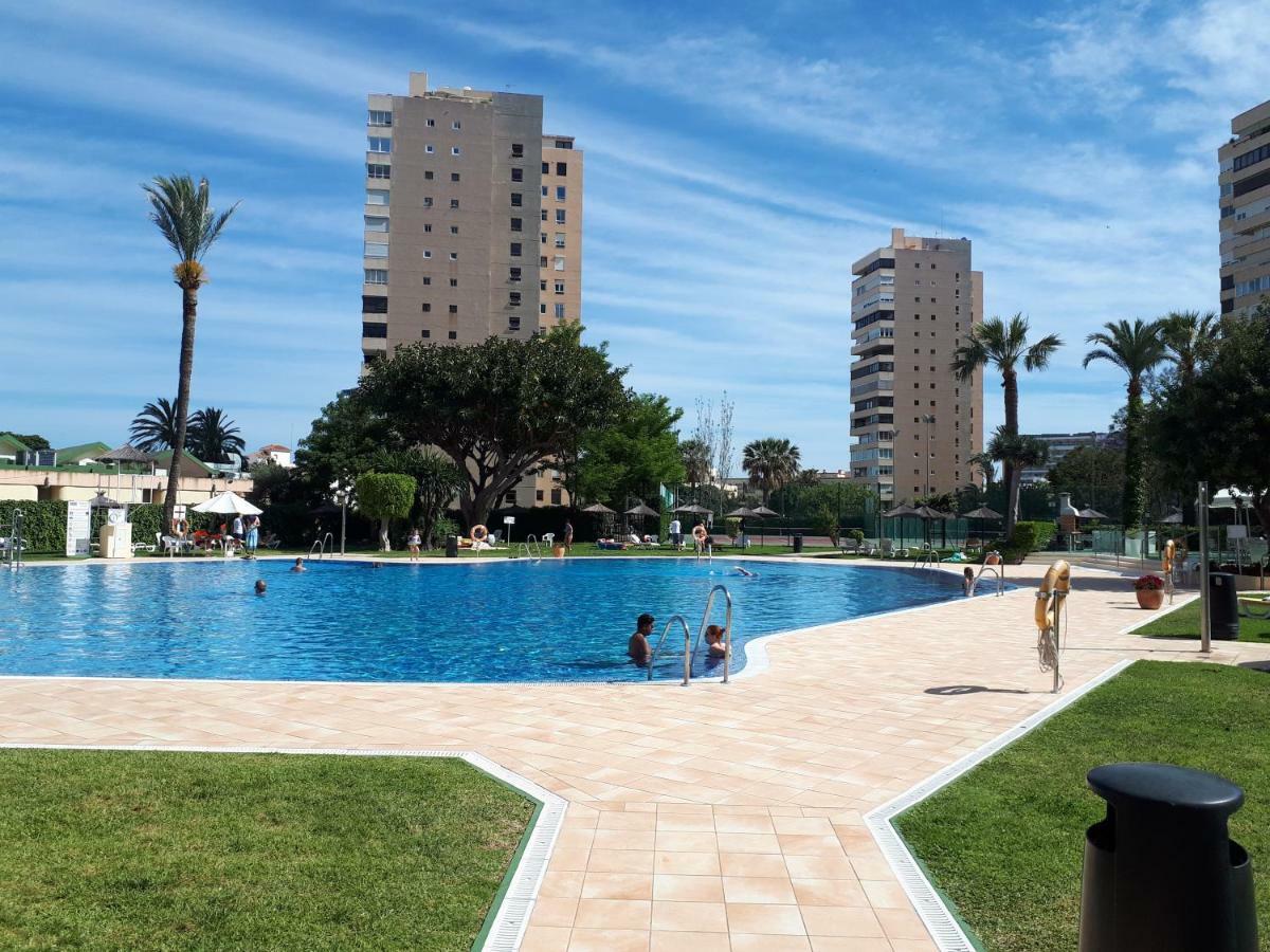 Oasis Playamar Apartment Torremolinos Exterior photo